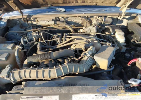 2000 Mazda B3000 Se/Tl from USA, damaged, VIN 4F4YR16V9YTM14025